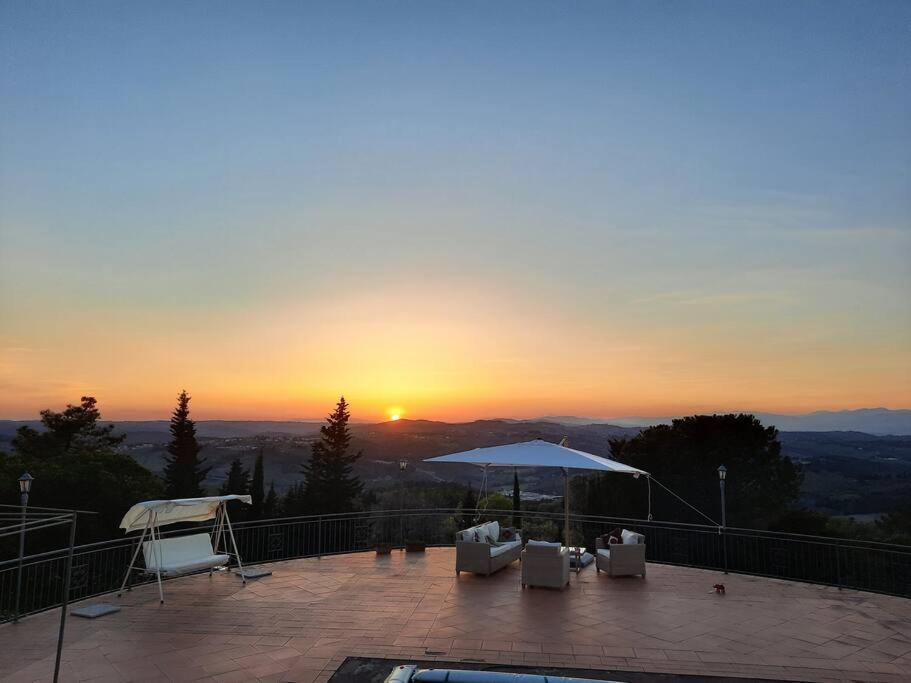 Linari Villa Tutti I Colori Del Chianti מראה חיצוני תמונה